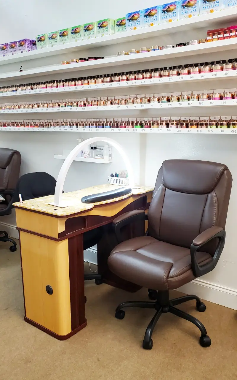 VIP Nails Manicure Table VIP Nails Manicure Table