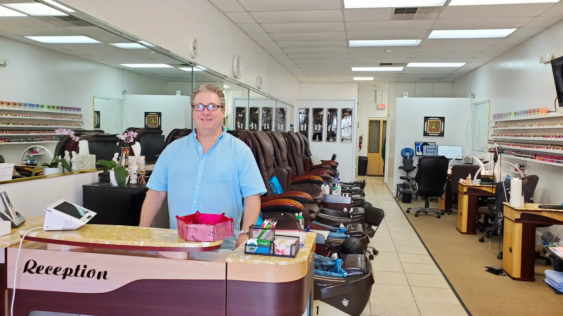 James Turner VIP Nails and Facials Manager James Turner VIP Nails and Facials Manager